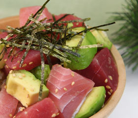 Bowl de atún con aguacate